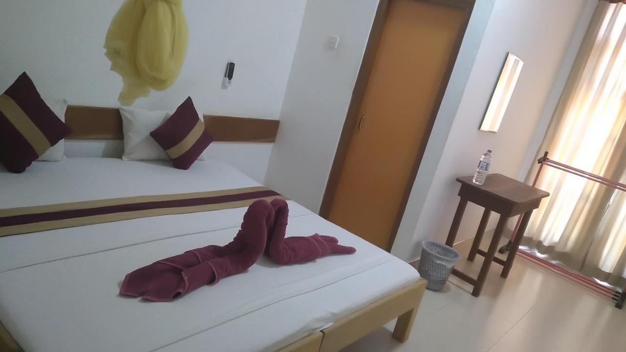 Hotel Treasure House Tourist Rest Anuradhápura Exteriér fotografie